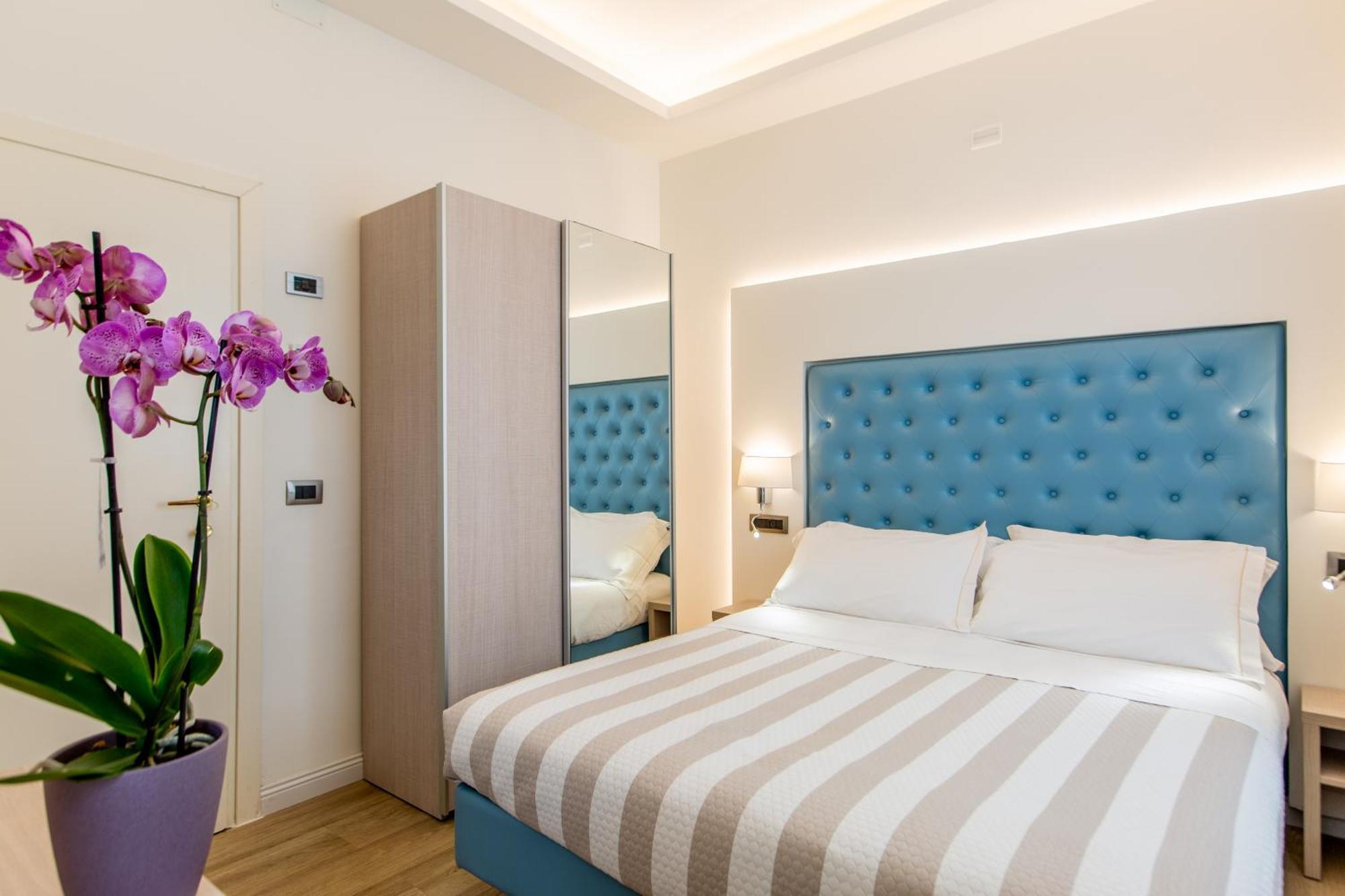 Hotel Italia Boutique リミニ エクステリア 写真